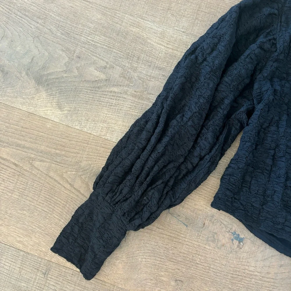 free people lace black open cutout back puff sleeve crop top
